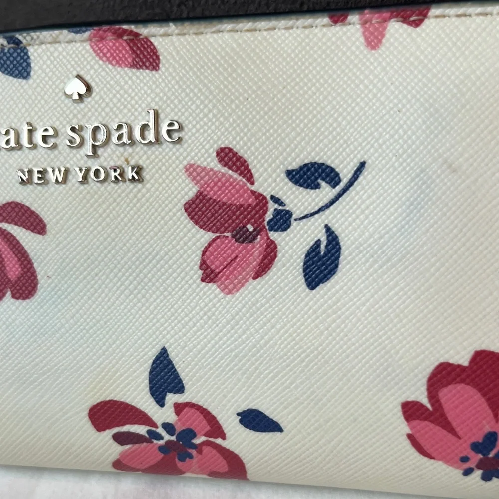 Kate Spade White and Pink Floral Wallet